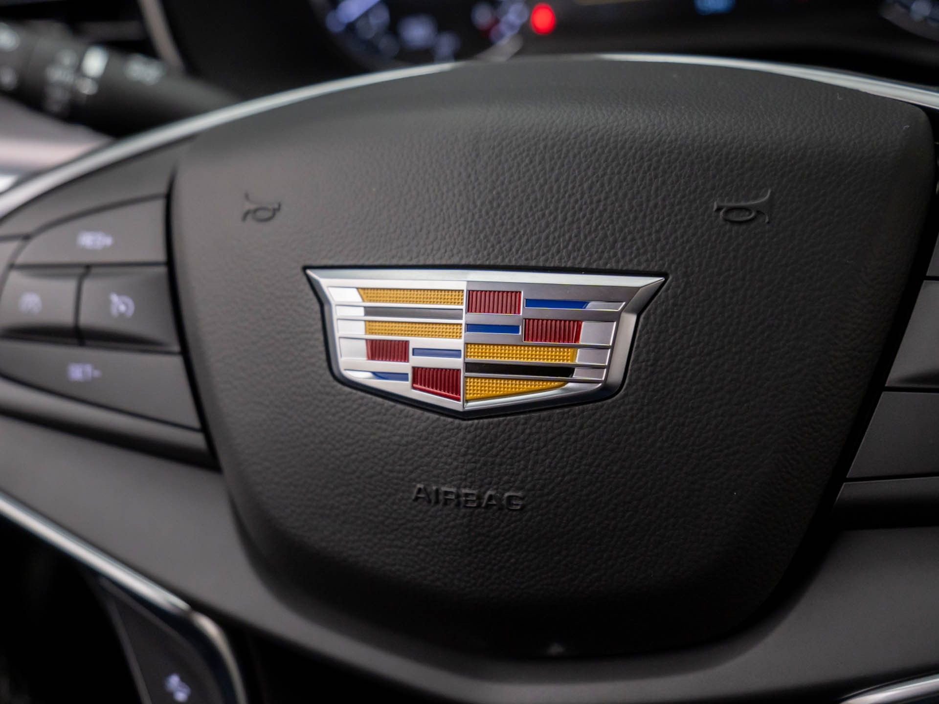 New 2026 Cadillac XT5 Luxury w/ LPO, Floor Liner Package image 23