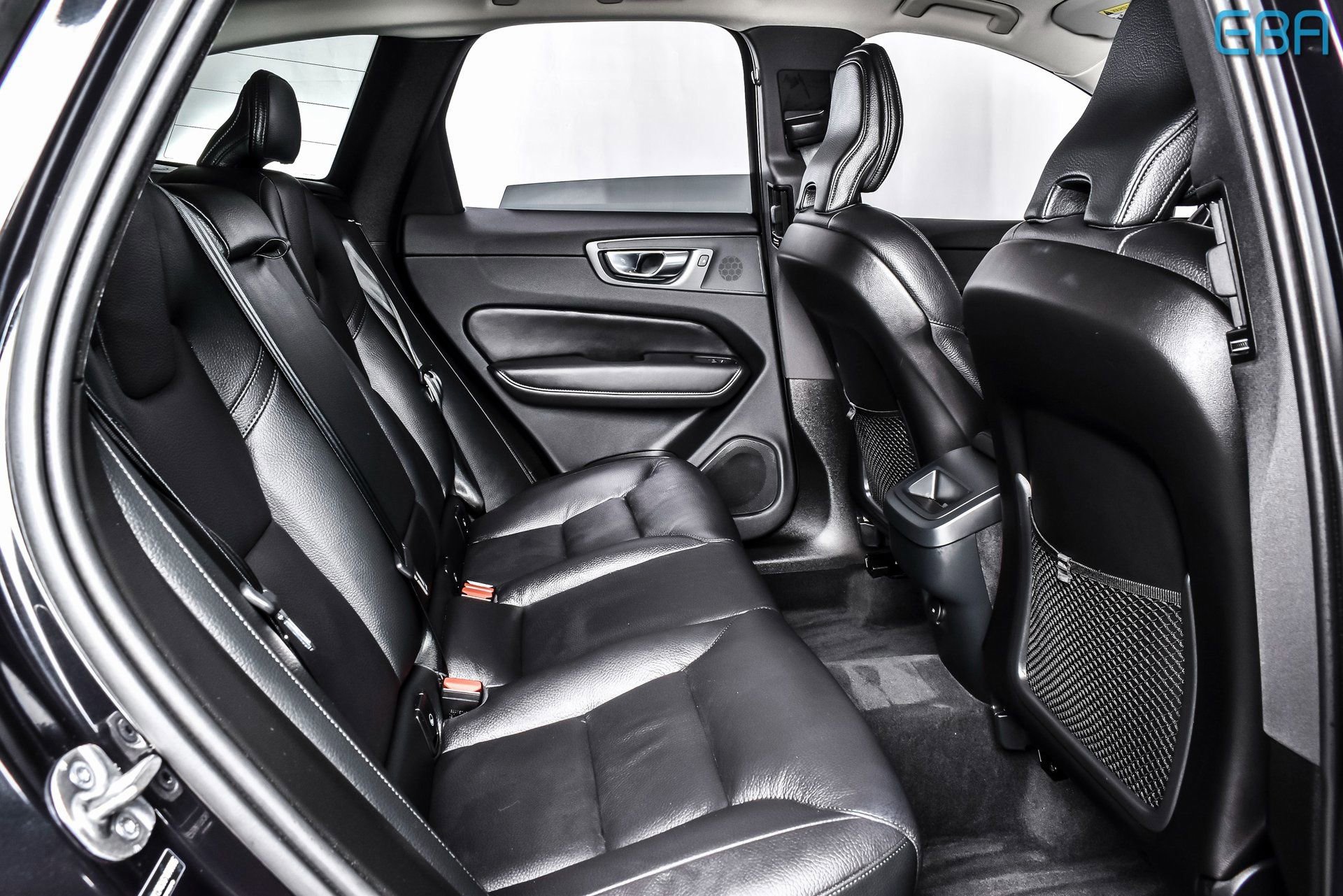 Used 2025 Volvo XC60 B5 Plus AWD/4WD image 23