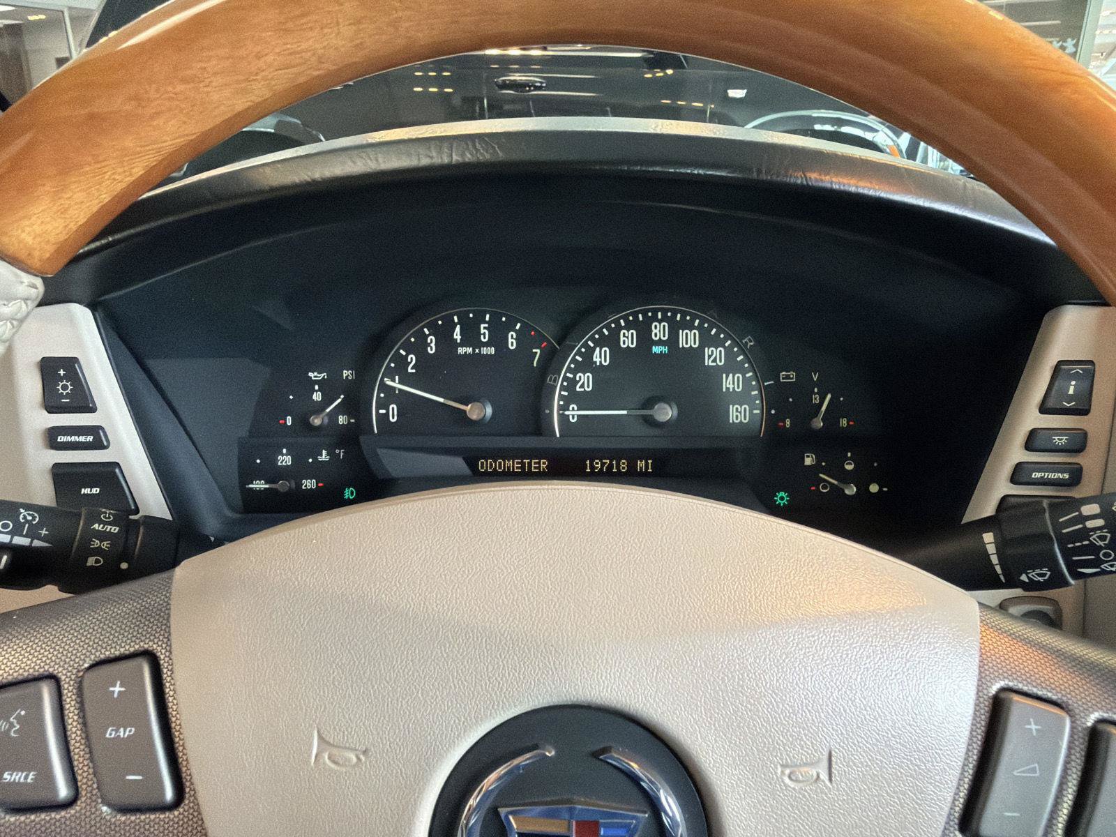 Used 2006 Cadillac XLR RWD image 28