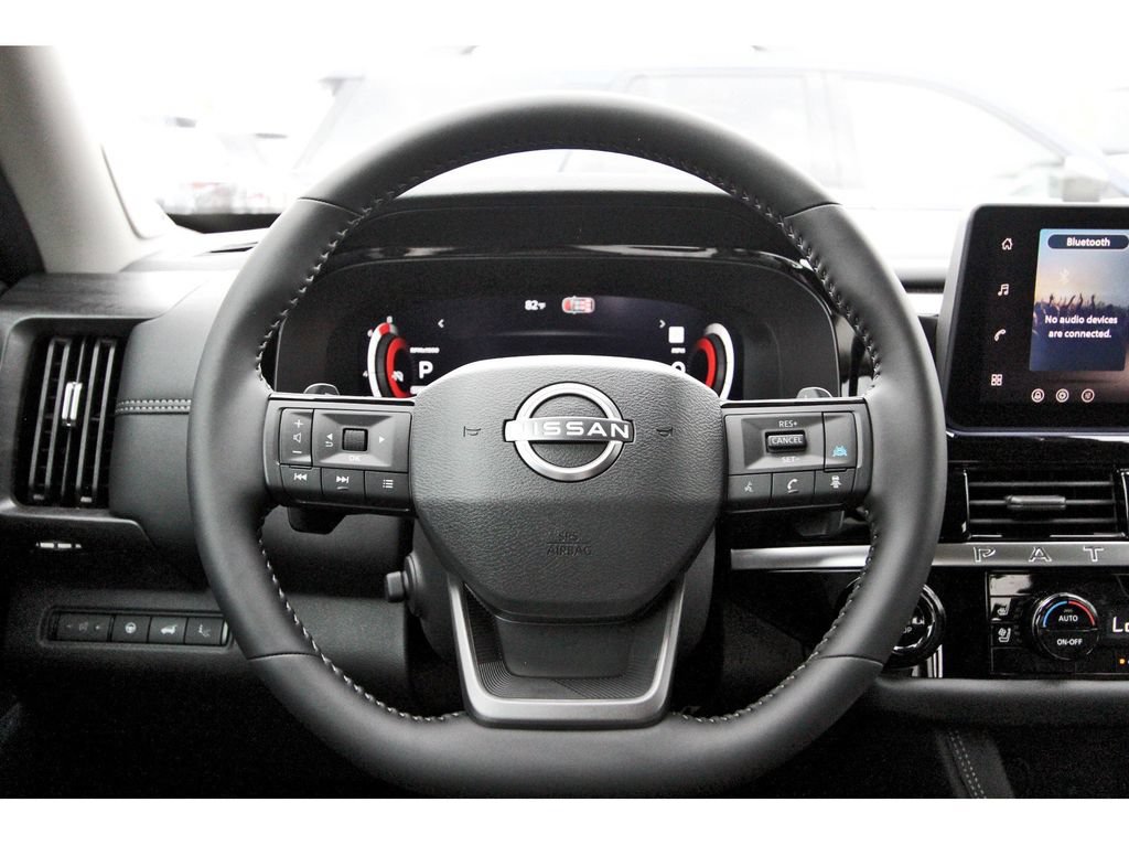 New 2026 Nissan Pathfinder Platinum FWD image 14