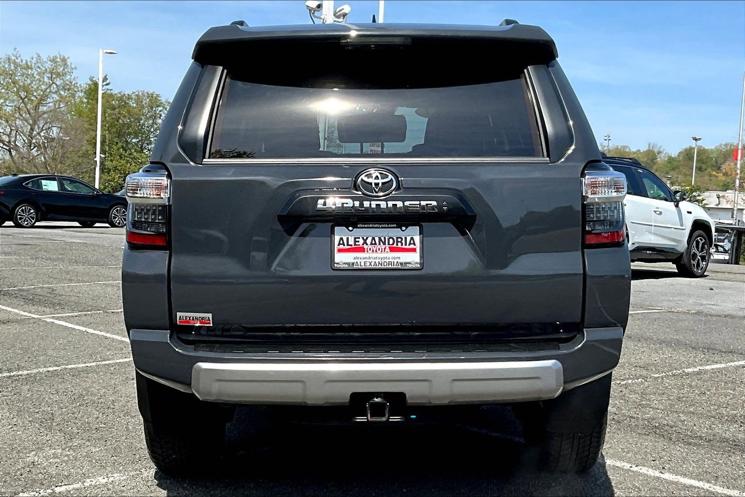 Used 2024 Toyota 4Runner TRD Off-Road Premium image 4