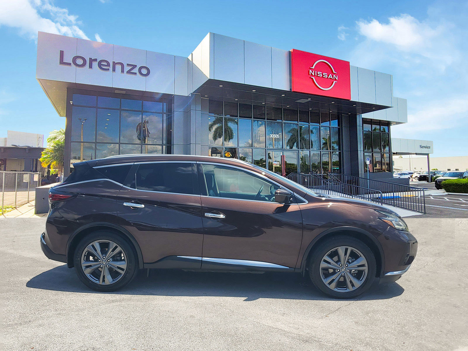 Used 2021 Nissan Murano Platinum w/ Cargo Package FWD image 4