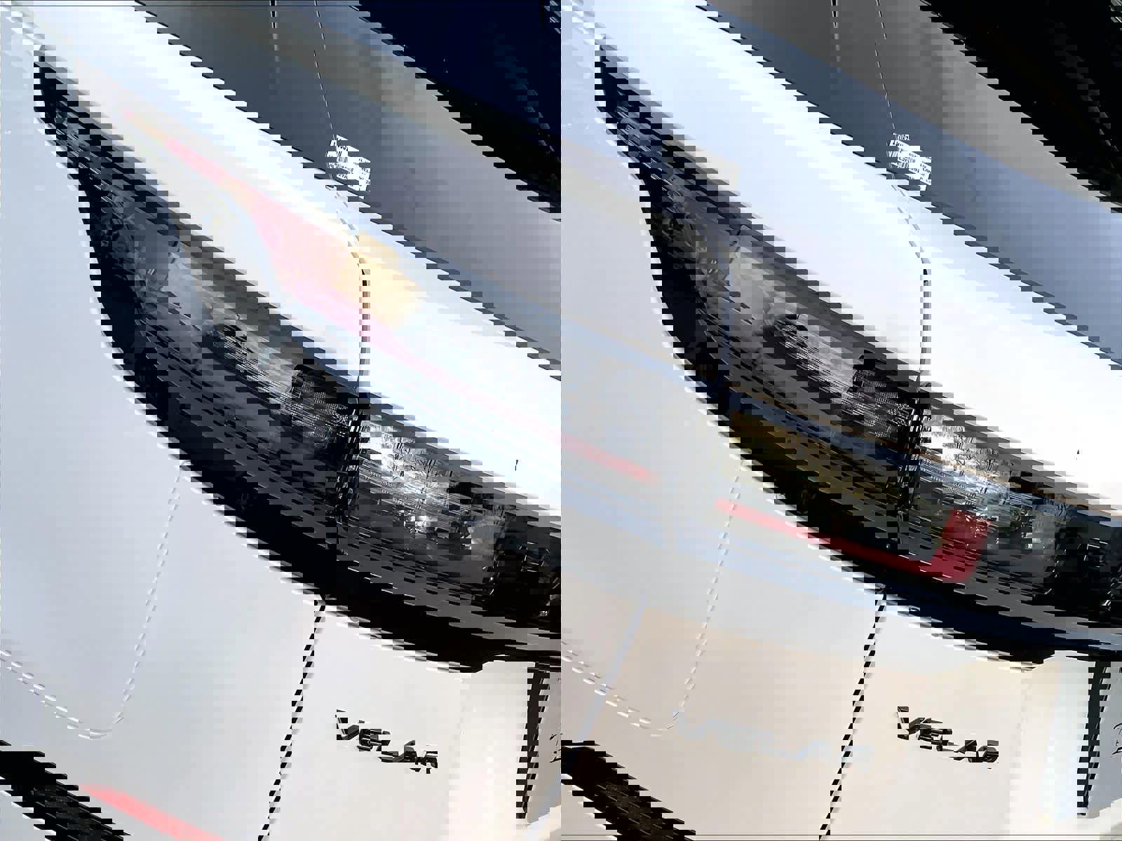 New 2026 Land Rover Range Rover Velar Dynamic SE image 25