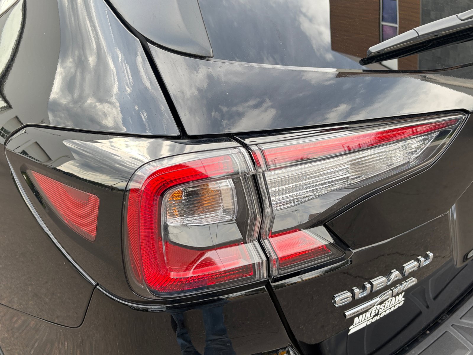 Used 2025 Subaru Outback Limited AWD/4WD image 29
