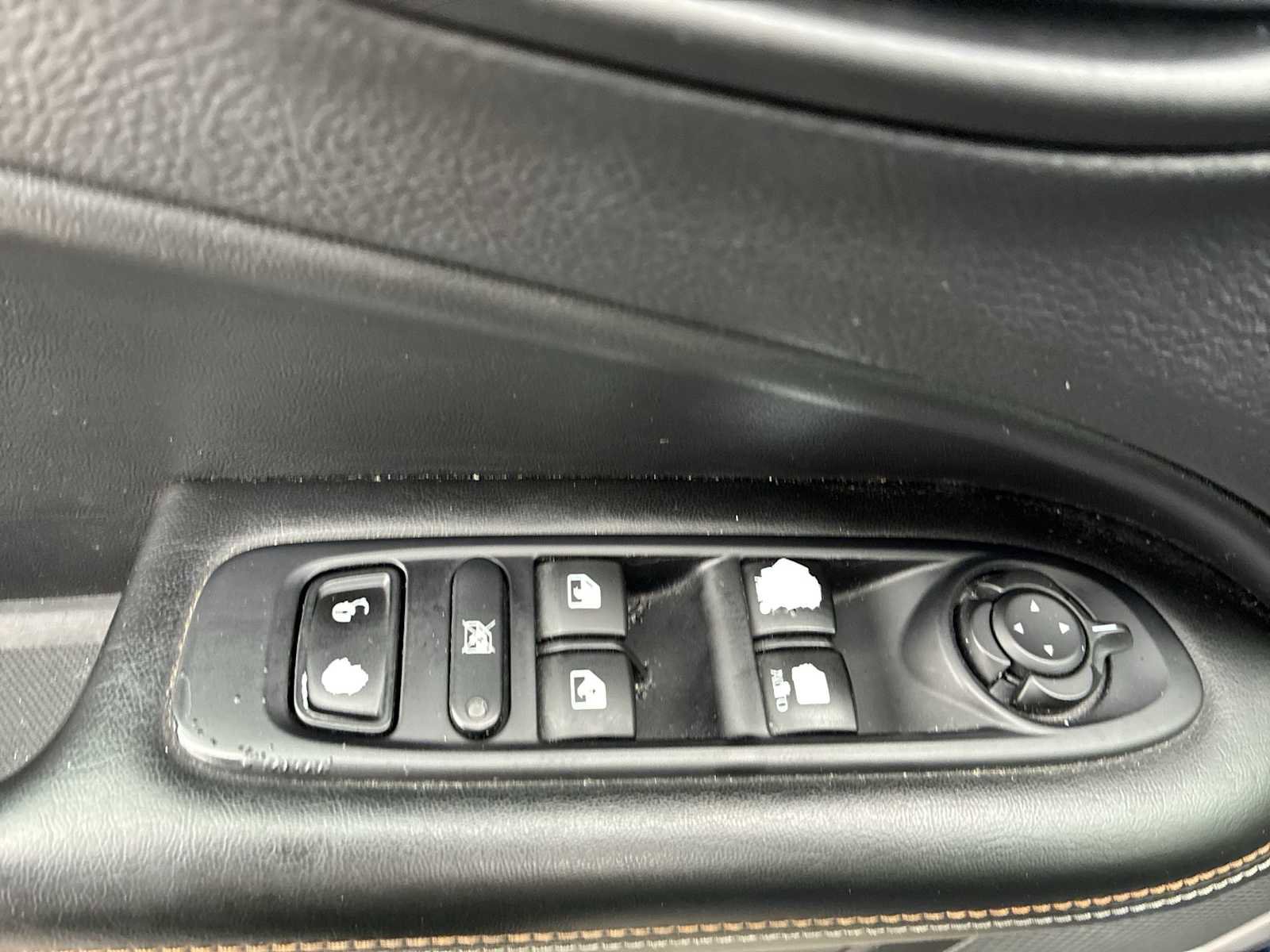Used 2018 Jeep Compass Latitude w/ Popular Equipment Group AWD/4WD image 15