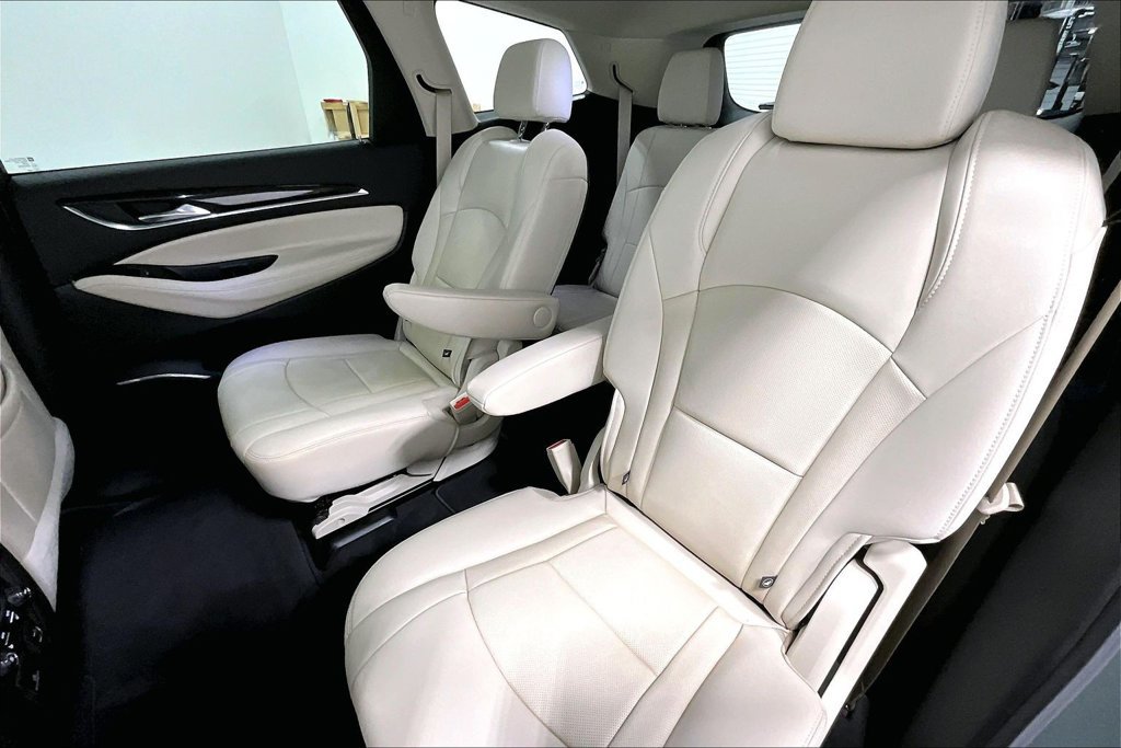 Used 2023 Buick Enclave Premium FWD image 31