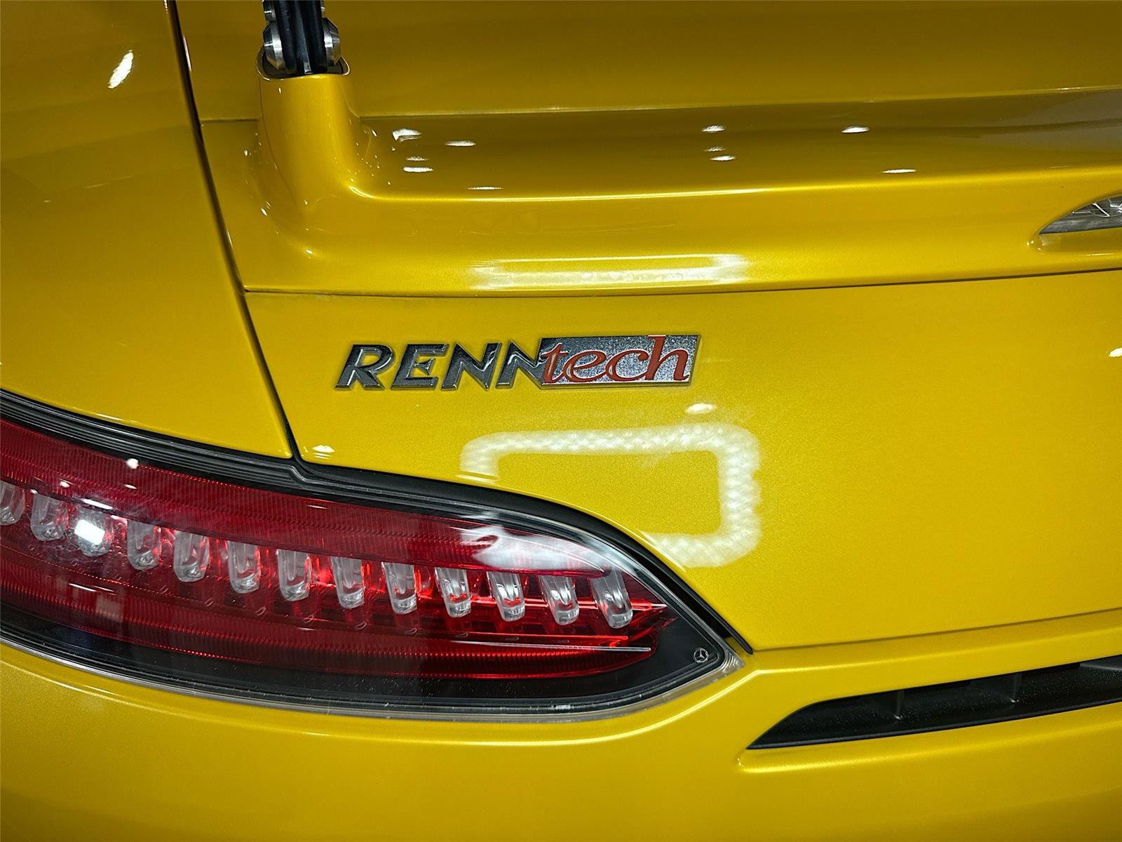 Used 2019 Mercedes-Benz AMG GT R image 37