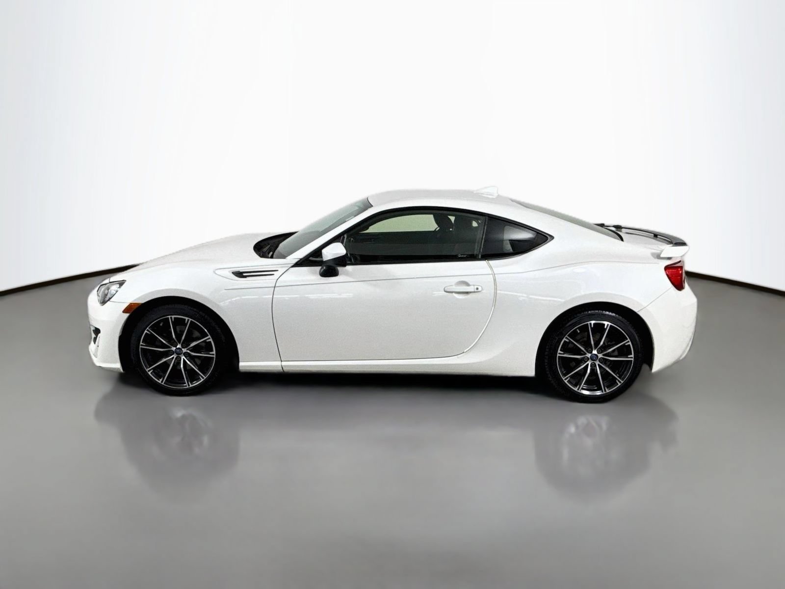 Used 2017 Subaru BRZ Premium RWD image 2