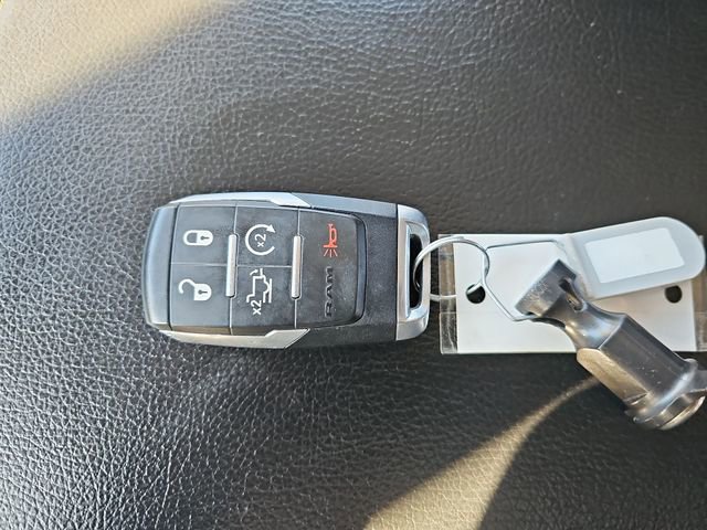 Used 2024 RAM 2500 Laramie AWD/4WD image 35
