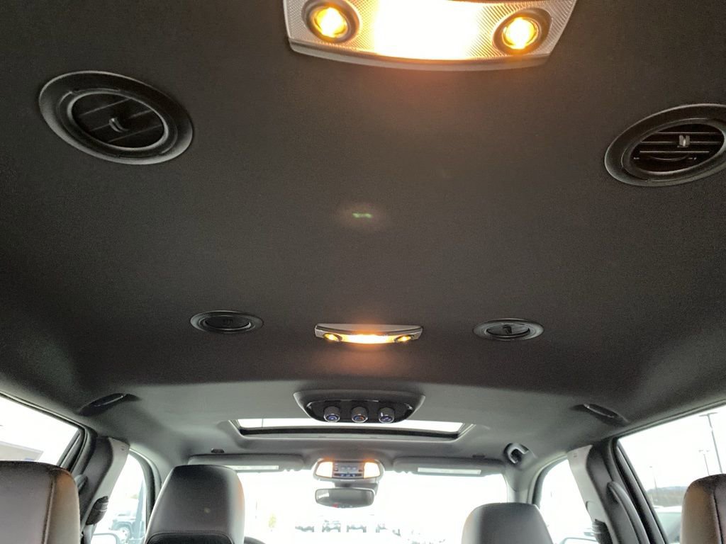 Used 2025 Dodge Durango GT image 19