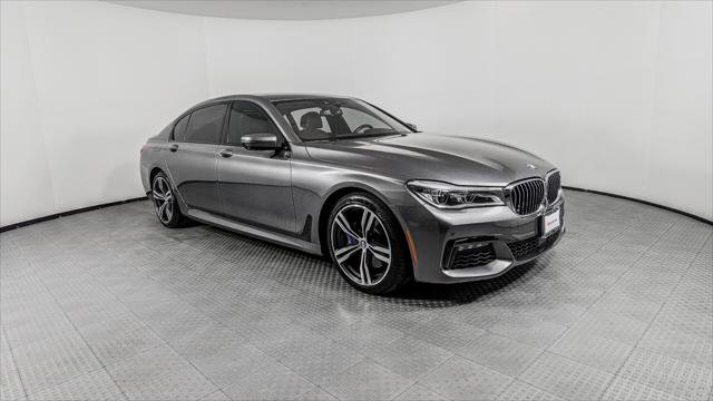 Used 2017 BMW 750i image 11
