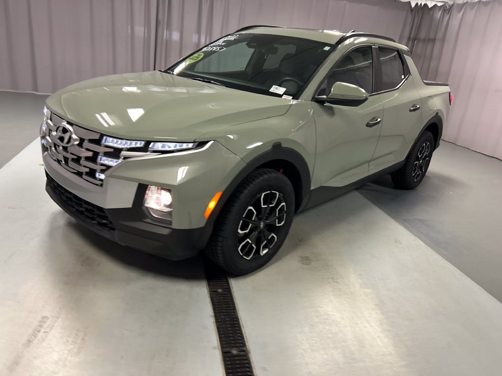 Used 2023 Hyundai Santa Cruz SEL w/ Activity Package AWD/4WD image 3