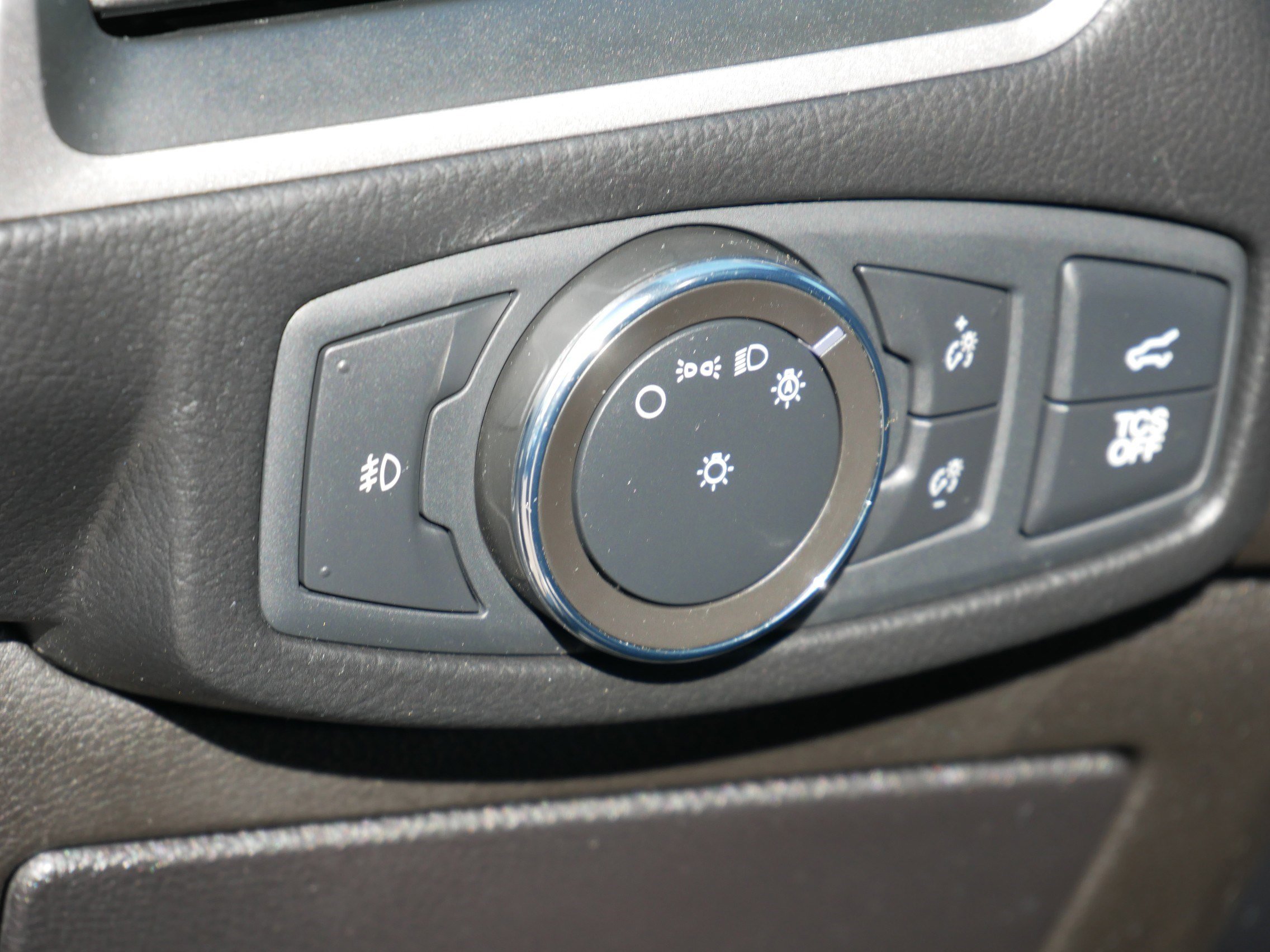 Used 2021 Ford Edge SEL w/ Convenience Package image 19