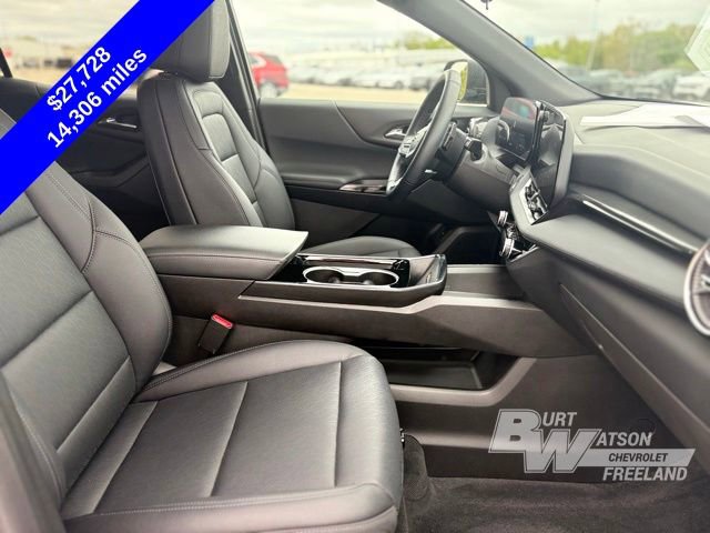 Used 2025 Chevrolet Equinox LT w/ Convenience Package II AWD/4WD image 23