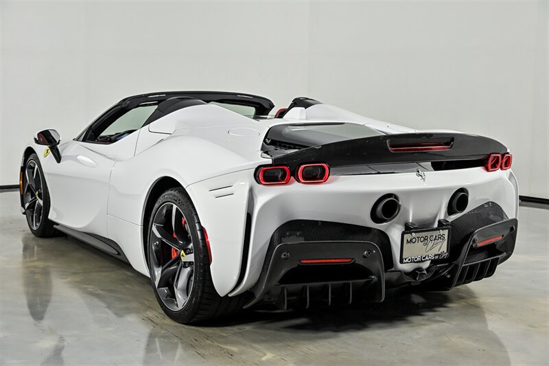 Used 2023 Ferrari SF90 Spider AWD/4WD image 7