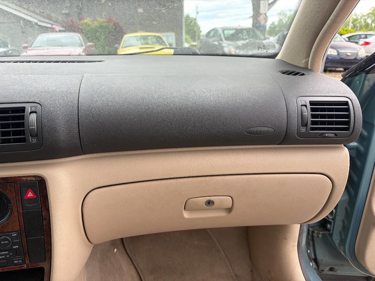 Used 1999 Volkswagen Passat GLS FWD image 15