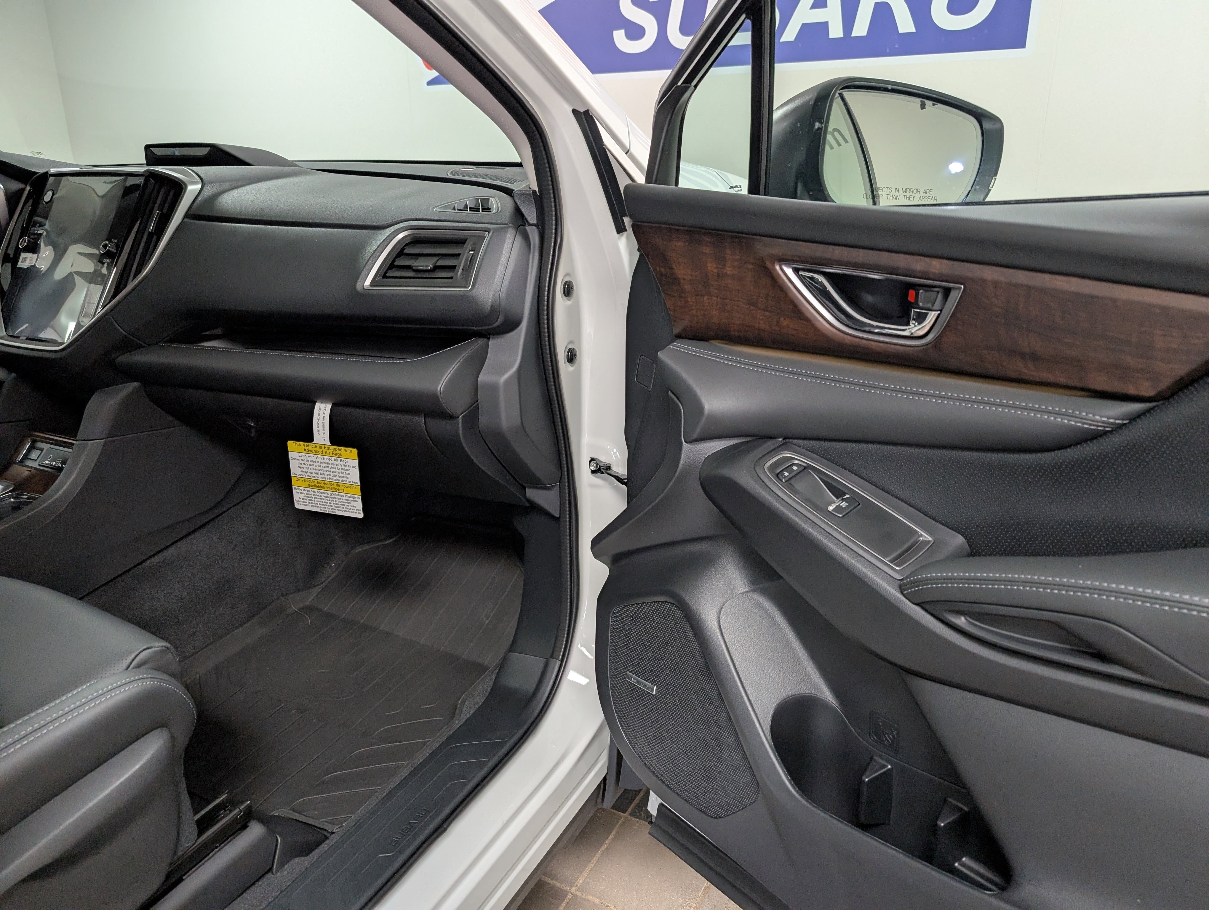 New 2025 Subaru Ascent Touring w/ Popular Package #2 image 35