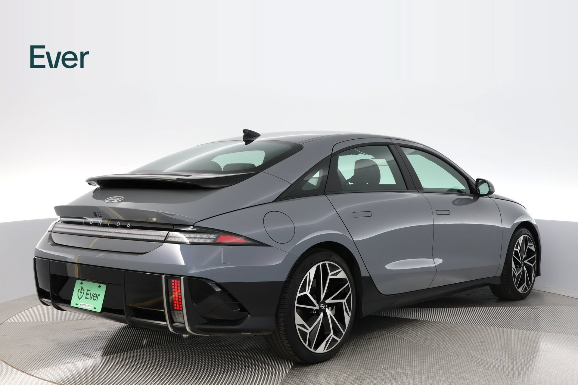 Used 2024 Hyundai Ioniq 6 SEL RWD image 3