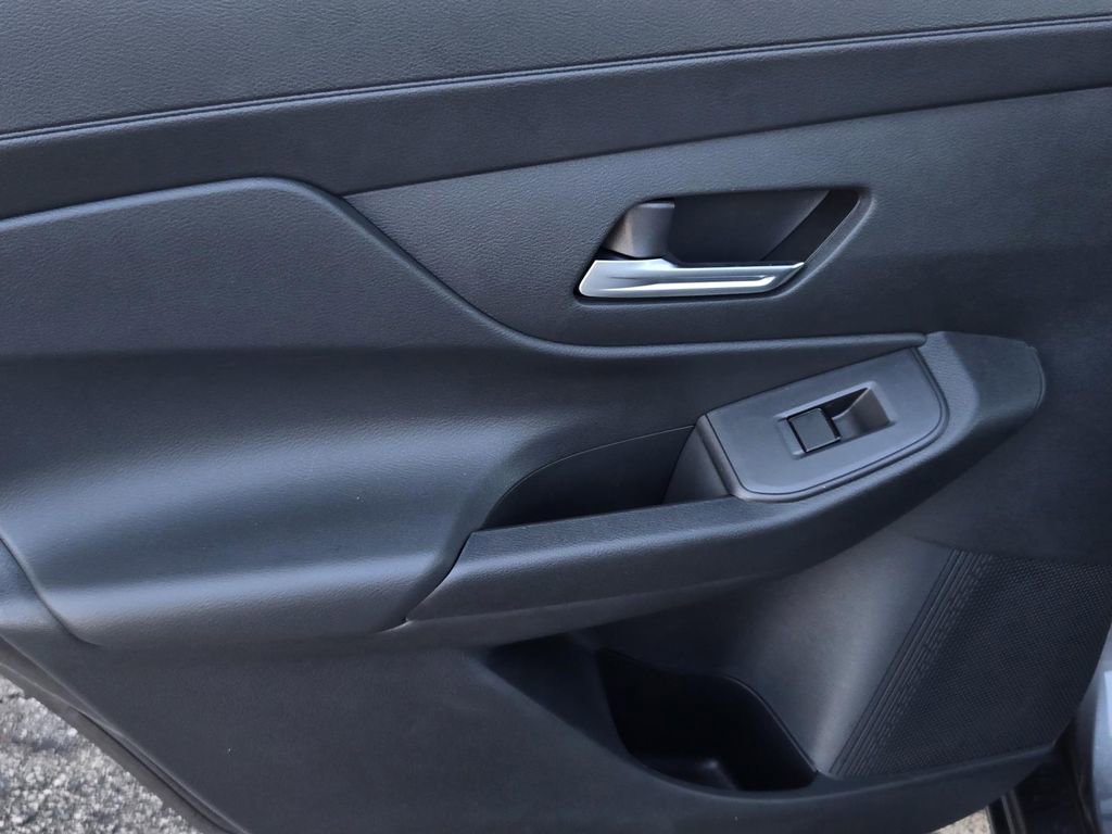New 2026 Nissan Sentra SV w/ Floor Mat Package FWD image 9