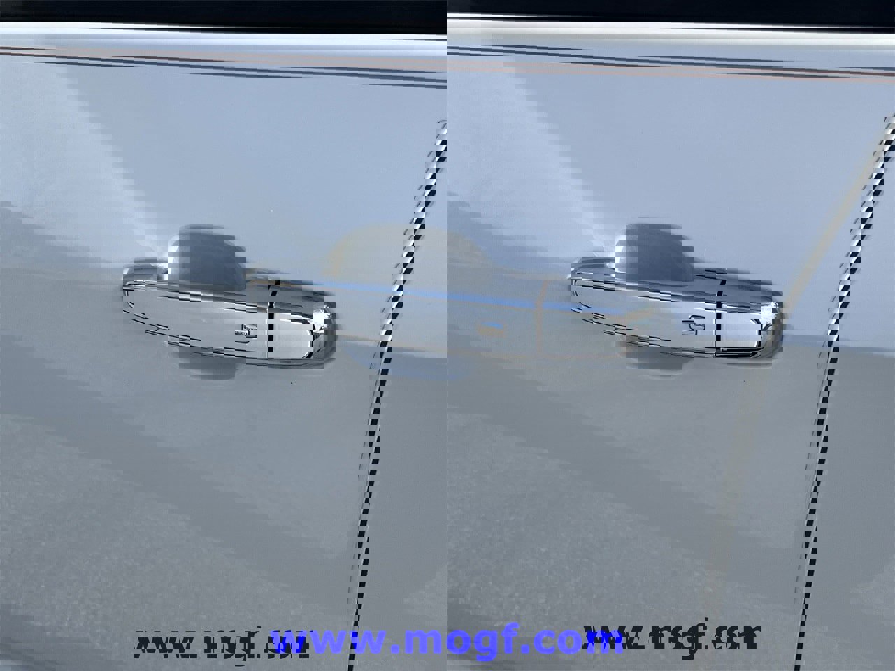 Used 2018 Chevrolet Volt Premier w/ Driver Confidence Package image 30