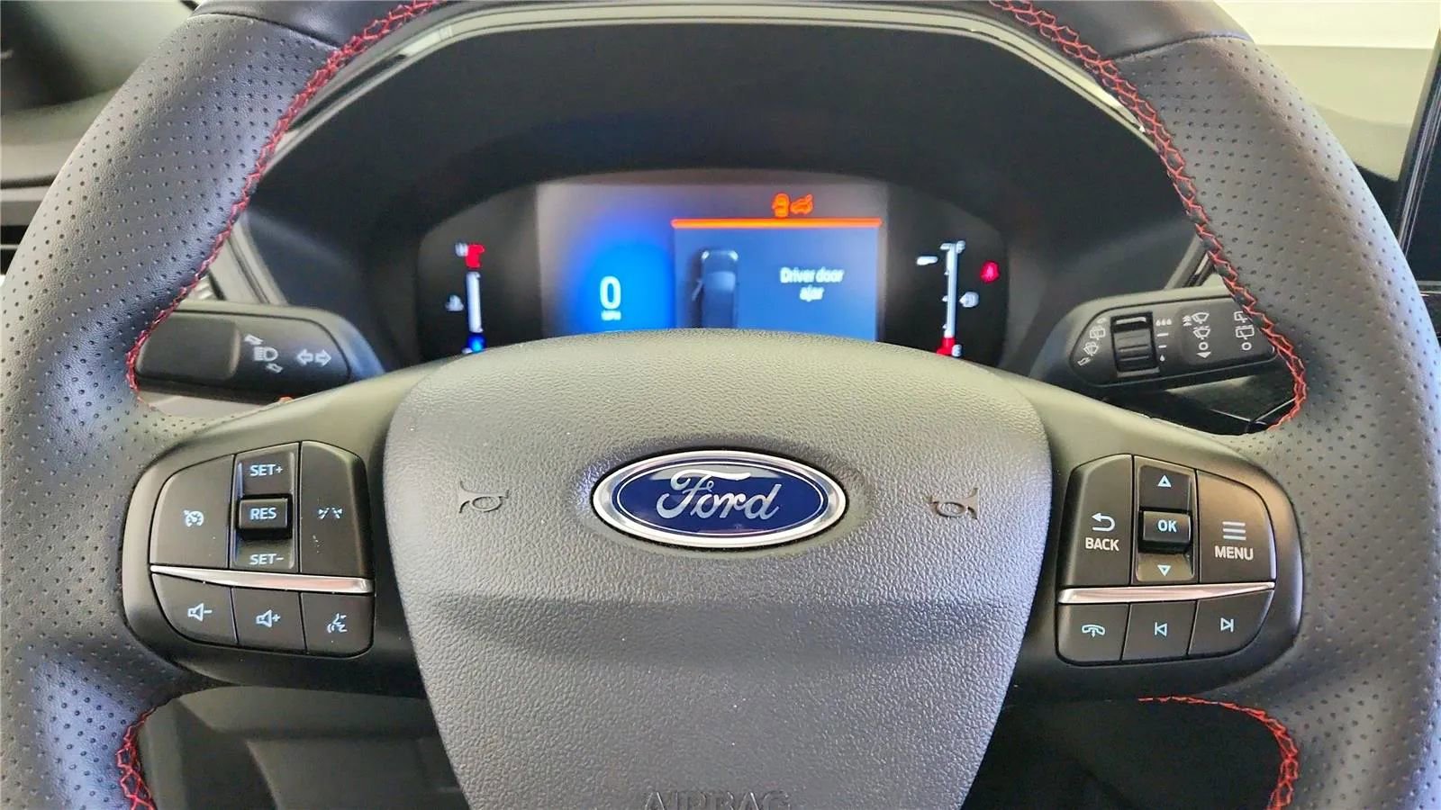 Used 2025 Ford Escape ST-Line image 26