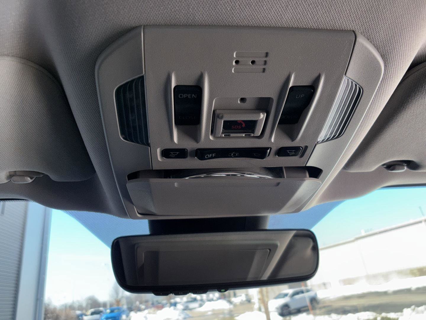 Used 2020 Toyota Highlander Limited image 29