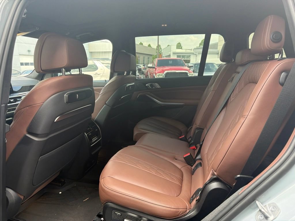 Used 2023 BMW X7 M60i w/ Executive Package AWD/4WD image 18