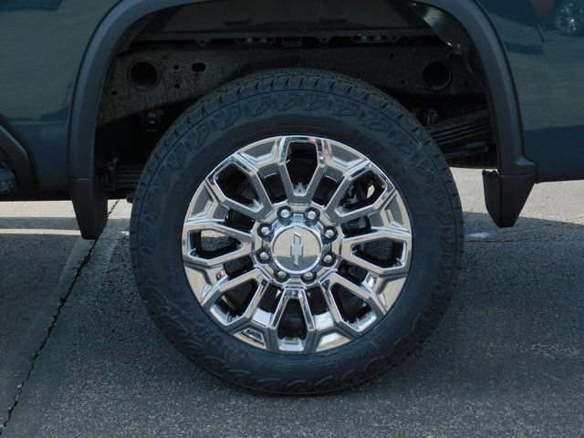 New 2026 Chevrolet Silverado 2500 LT image 11