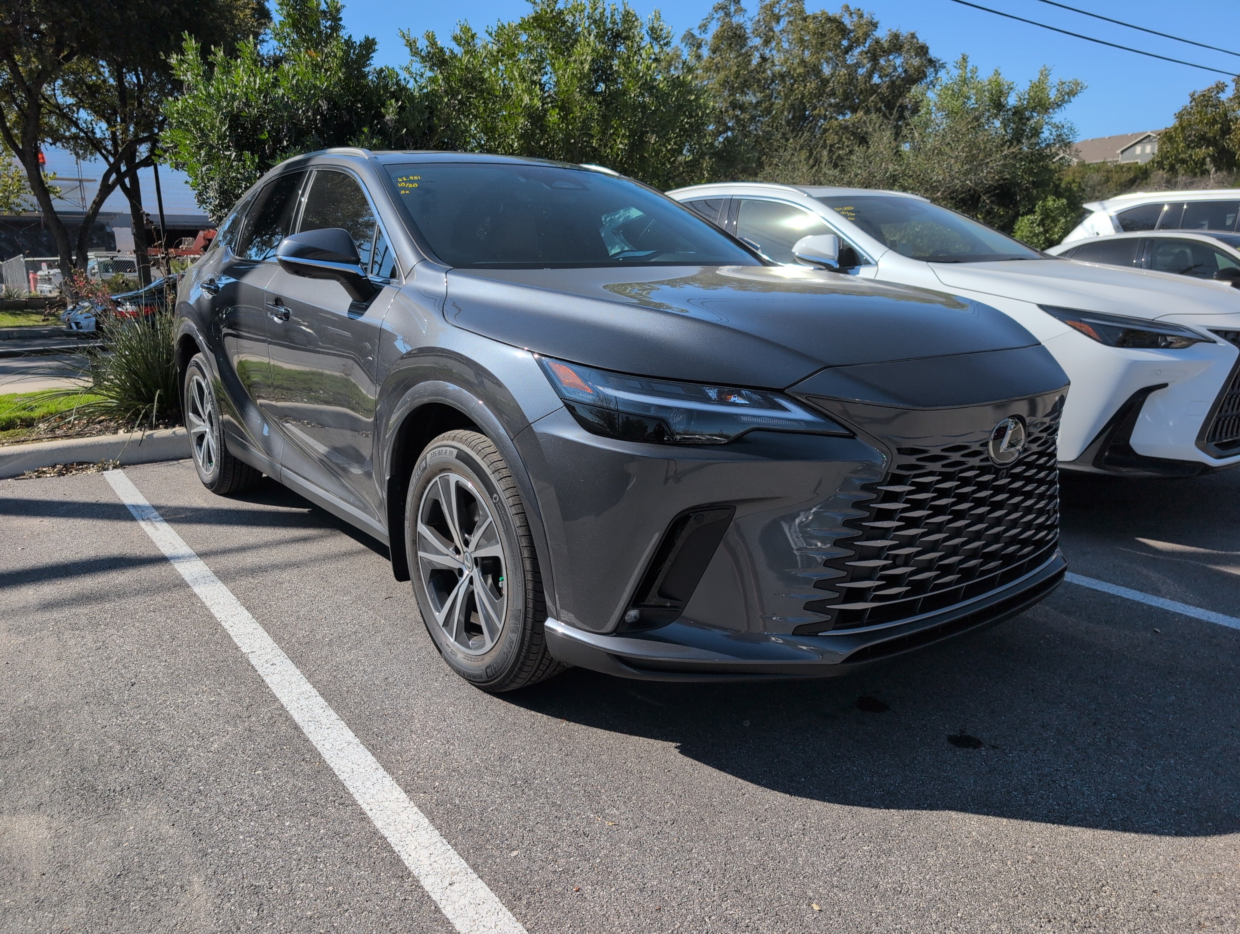Used 2026 Lexus RX 350h w/ Convenience Package AWD/4WD image 2