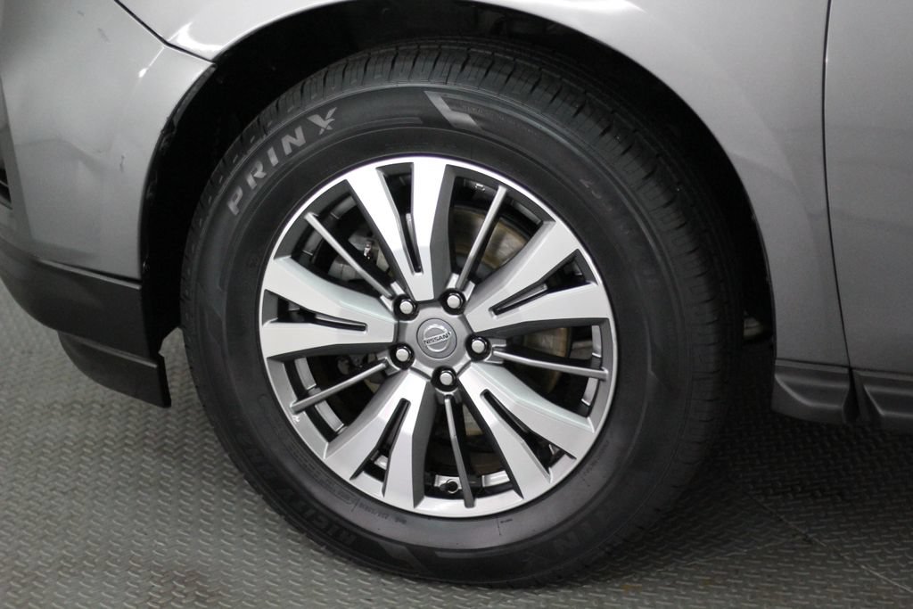 Used 2020 Nissan Pathfinder SL AWD/4WD image 64