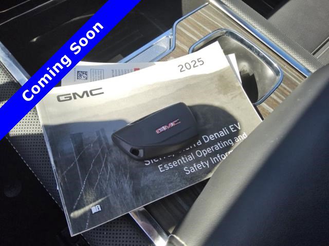 Used 2025 GMC Sierra EV Denali AWD/4WD image 13