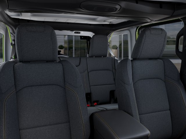 New 2026 Jeep Wrangler Unlimited Sahara AWD/4WD image 36