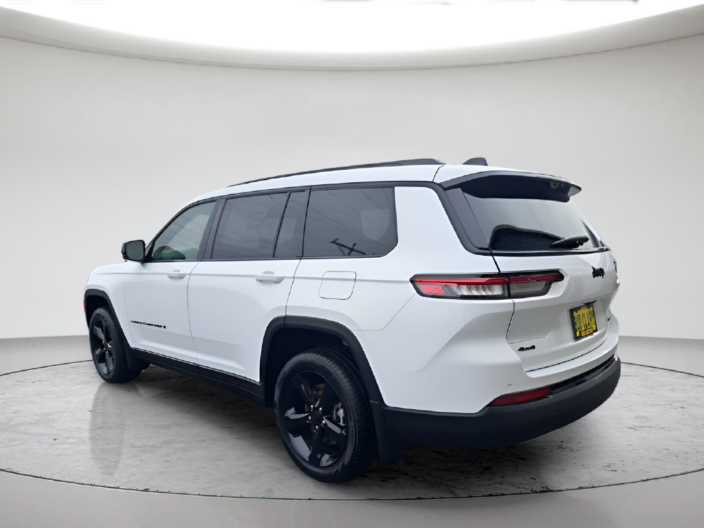 New 2025 Jeep Grand Cherokee L Limited w/ Luxury Tech Group II AWD/4WD image 7