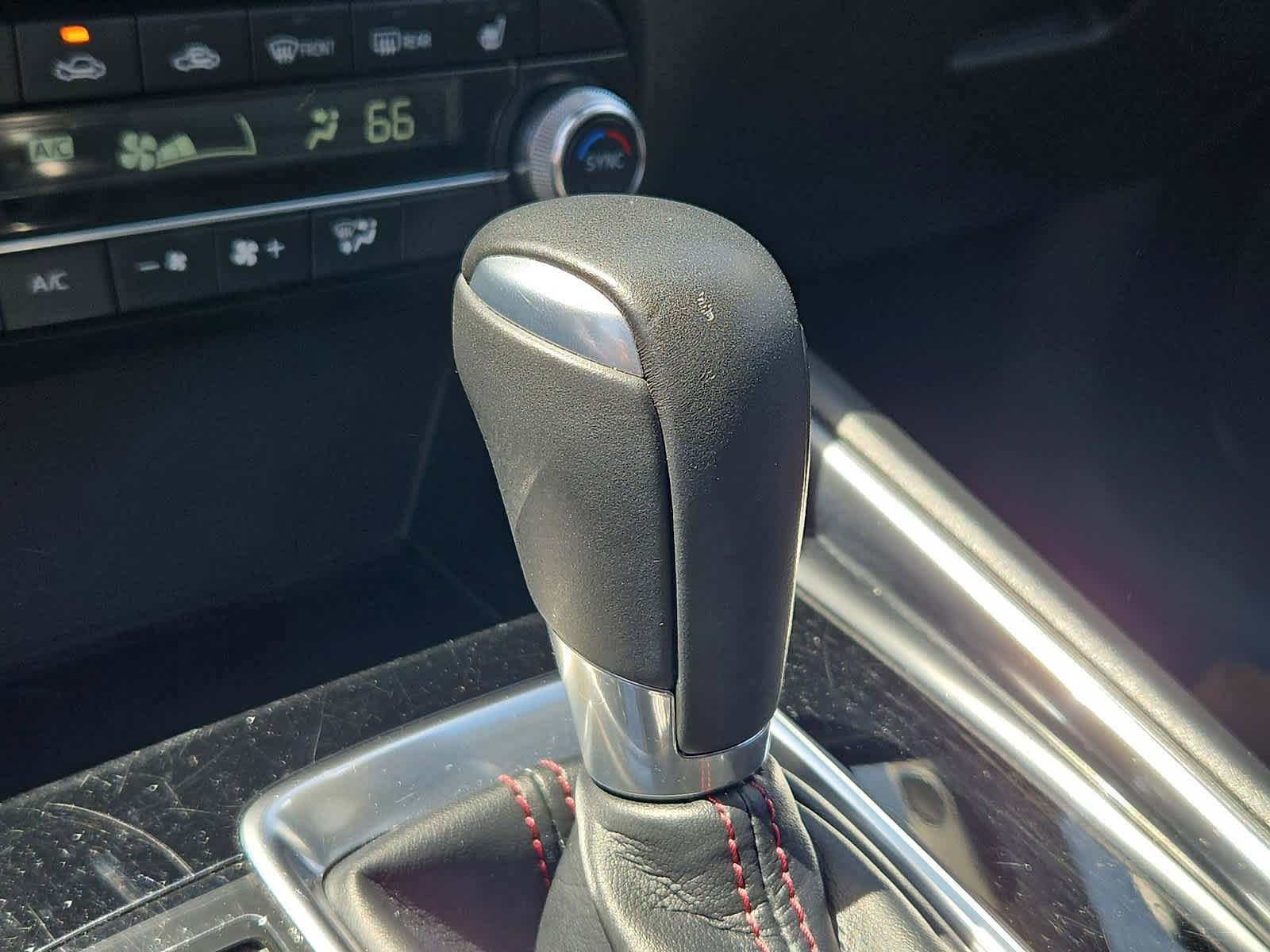 Used 2024 MAZDA CX-5 Carbon Edition AWD/4WD image 16