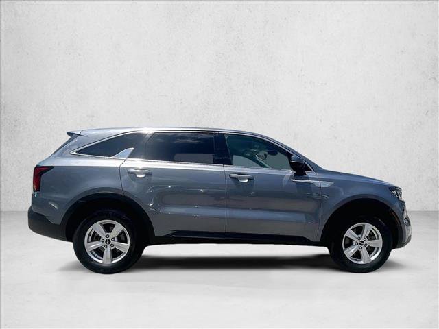 Used 2022 Kia Sorento LX AWD/4WD image 5