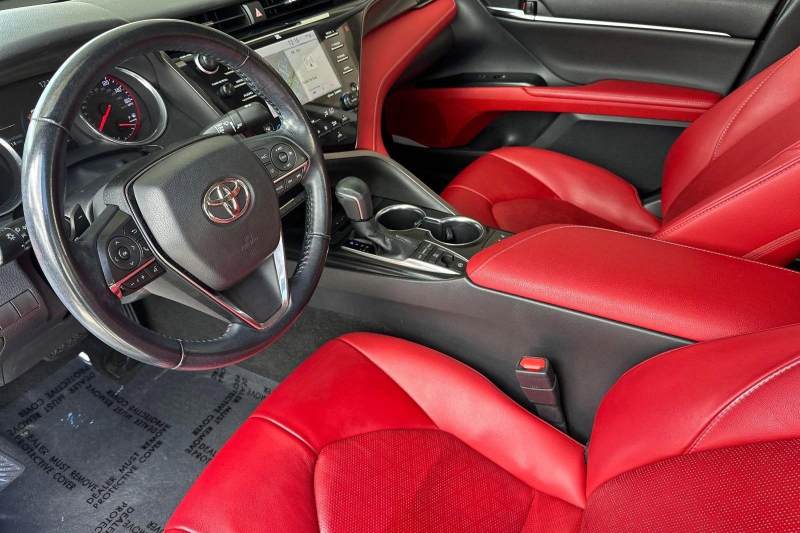 Used 2019 Toyota Camry XSE w/ Driver Assist Package FWD image 4