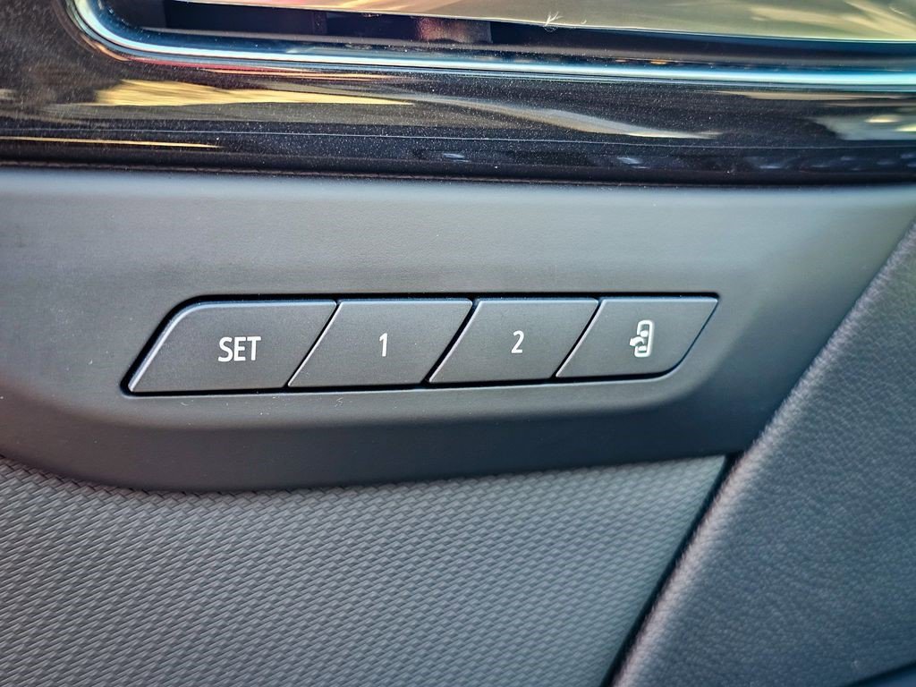 Certified 2025 Buick Envision Preferred image 9