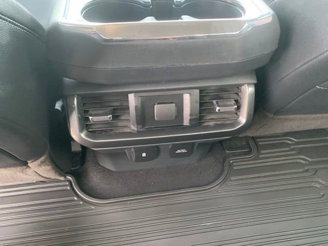 Used 2023 Ford F150 Lariat image 25