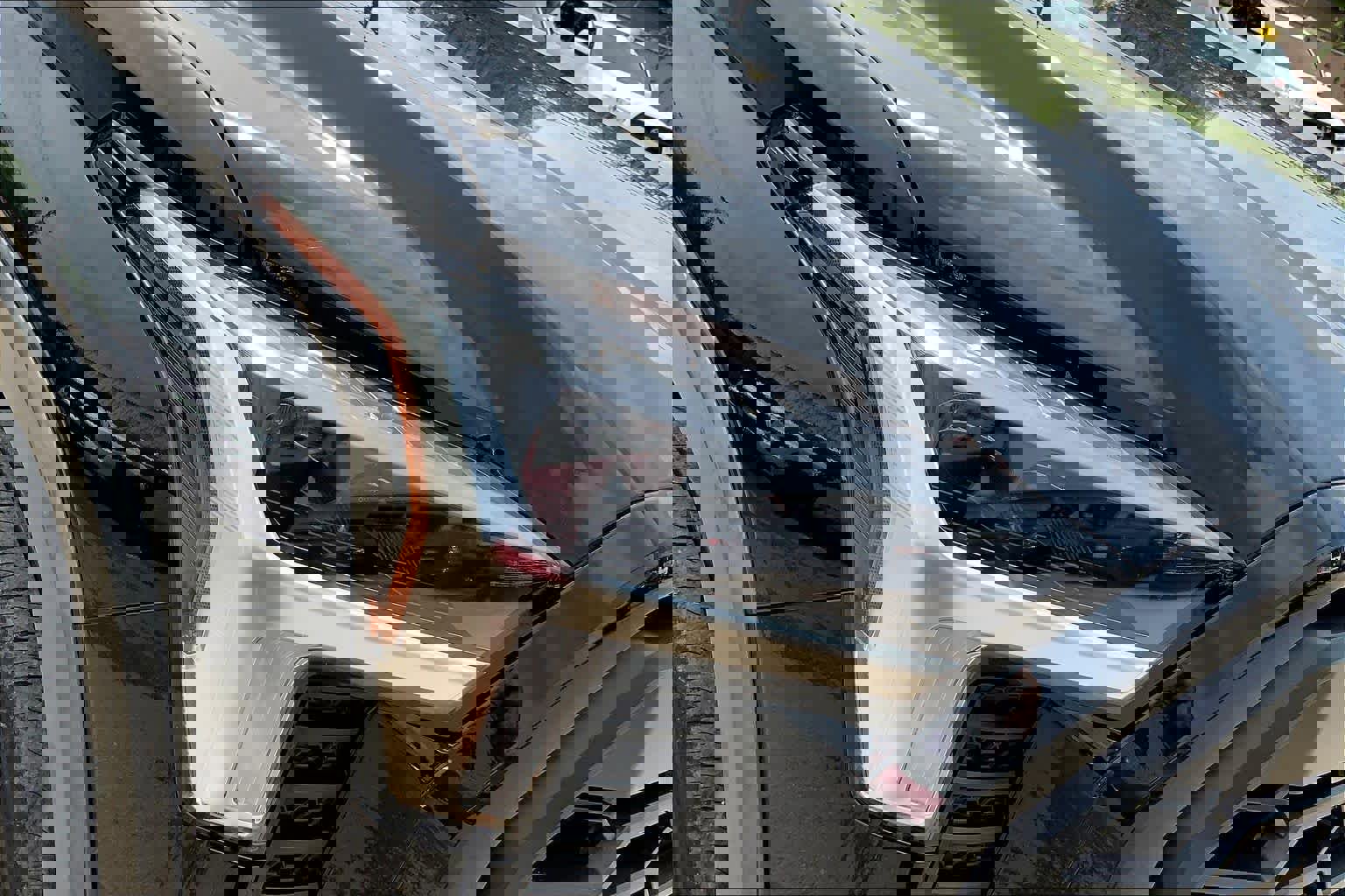 Used 2023 Toyota Tundra Limited w/ Power Package image 28