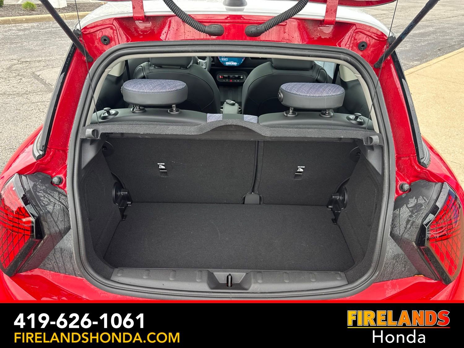 Used 2025 MINI Cooper 2-Door Hardtop FWD image 29