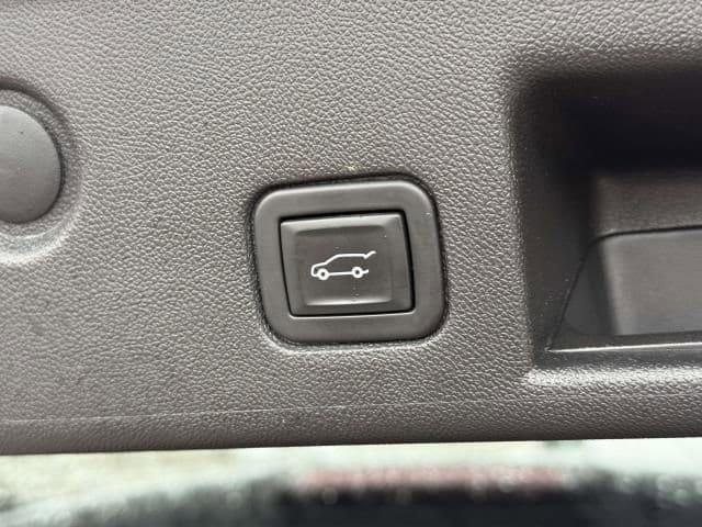 Used 2020 Chevrolet Equinox LT FWD image 10