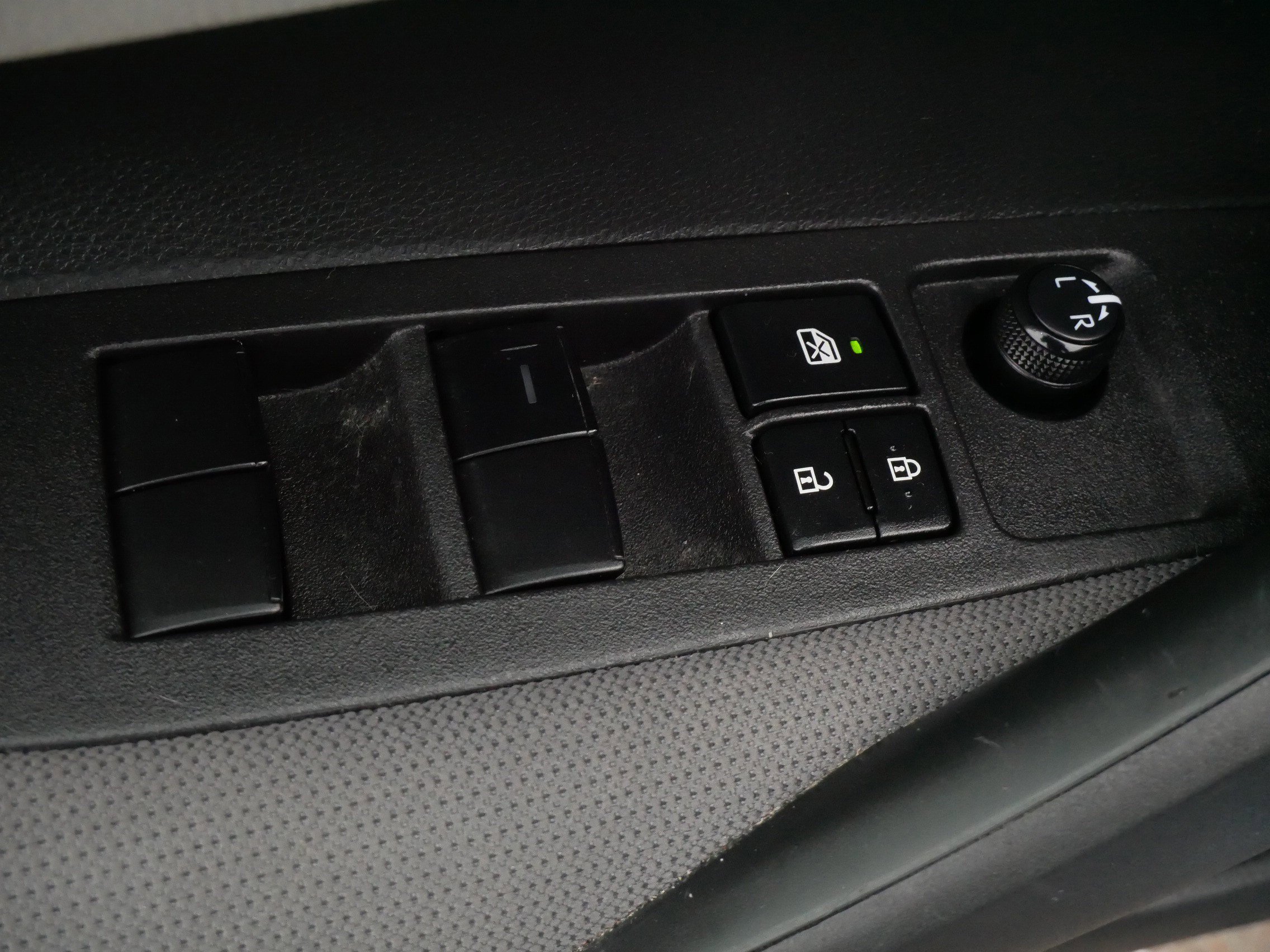 Used 2022 Toyota Corolla LE image 19