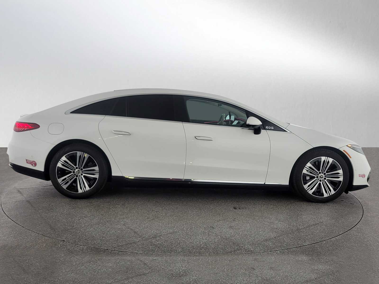 Used 2023 Mercedes-Benz EQS 450+ Sedan image 2