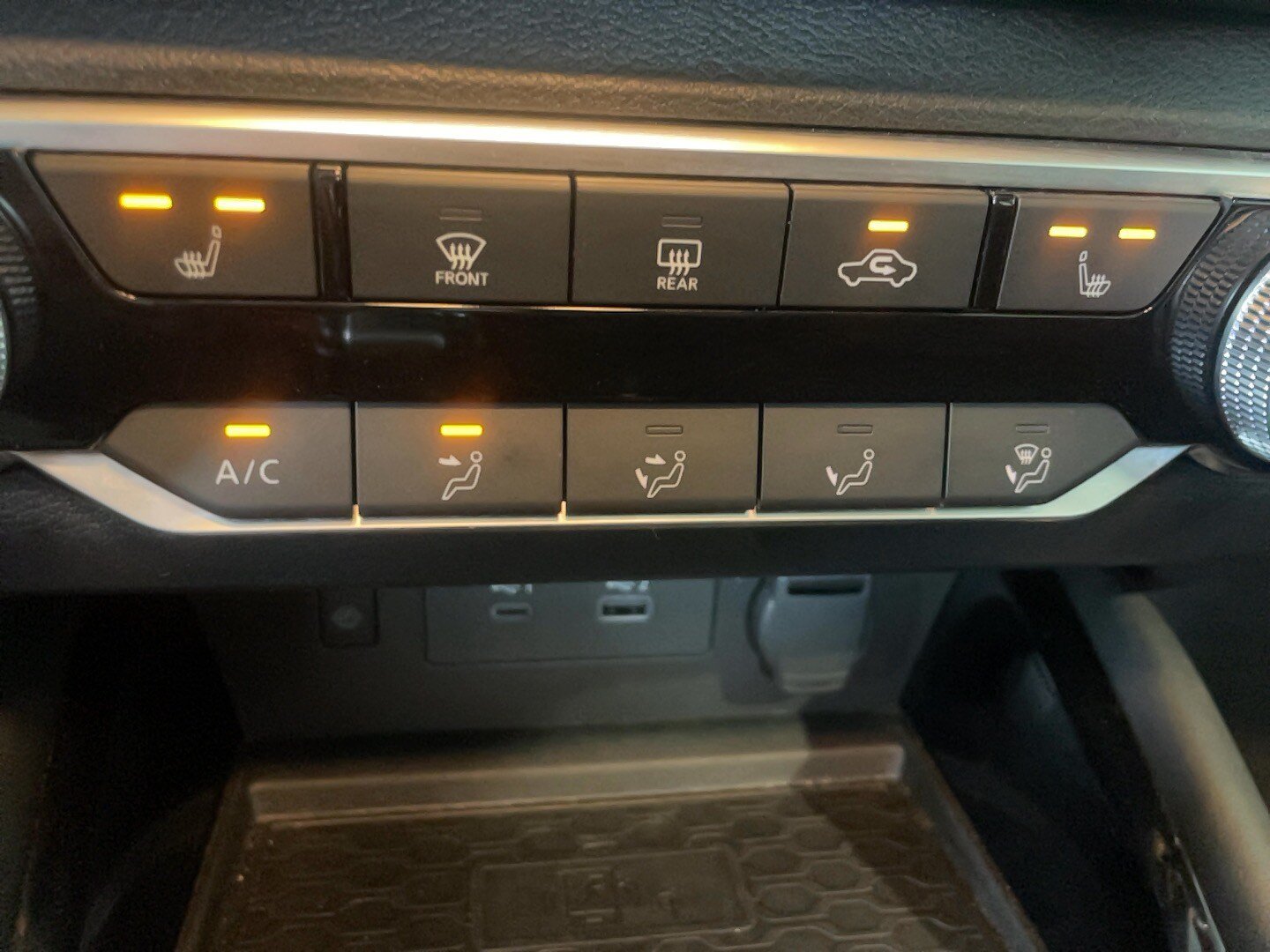 Used 2024 Nissan Altima 2.5 SR w/ SR Premium Package AWD/4WD image 13