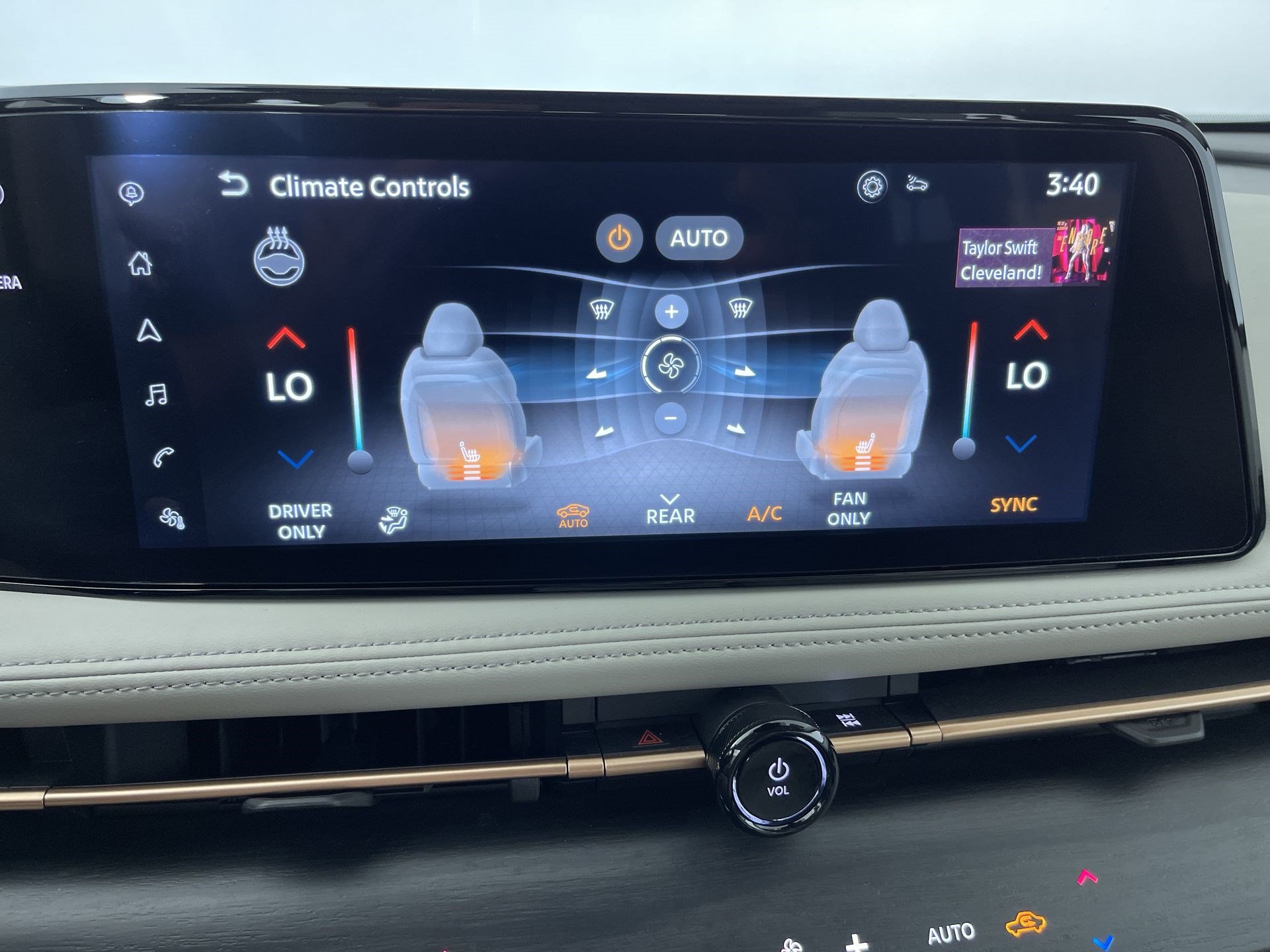Certified 2024 Nissan Ariya AWD image 21
