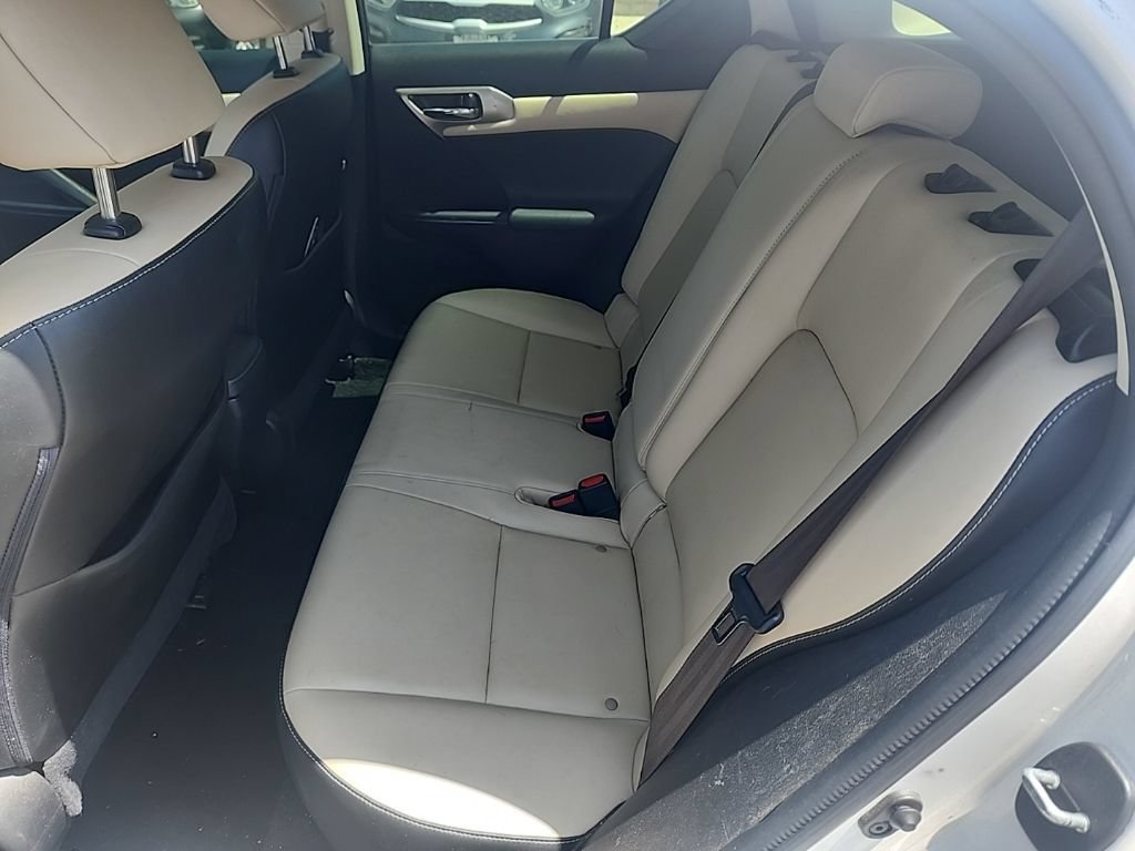 Used 2017 Lexus CT 200h w/ Navigation System Package FWD image 11