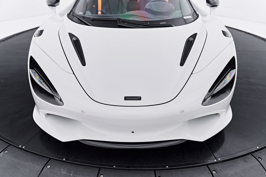 Used 2025 McLaren 750S Spider RWD image 30