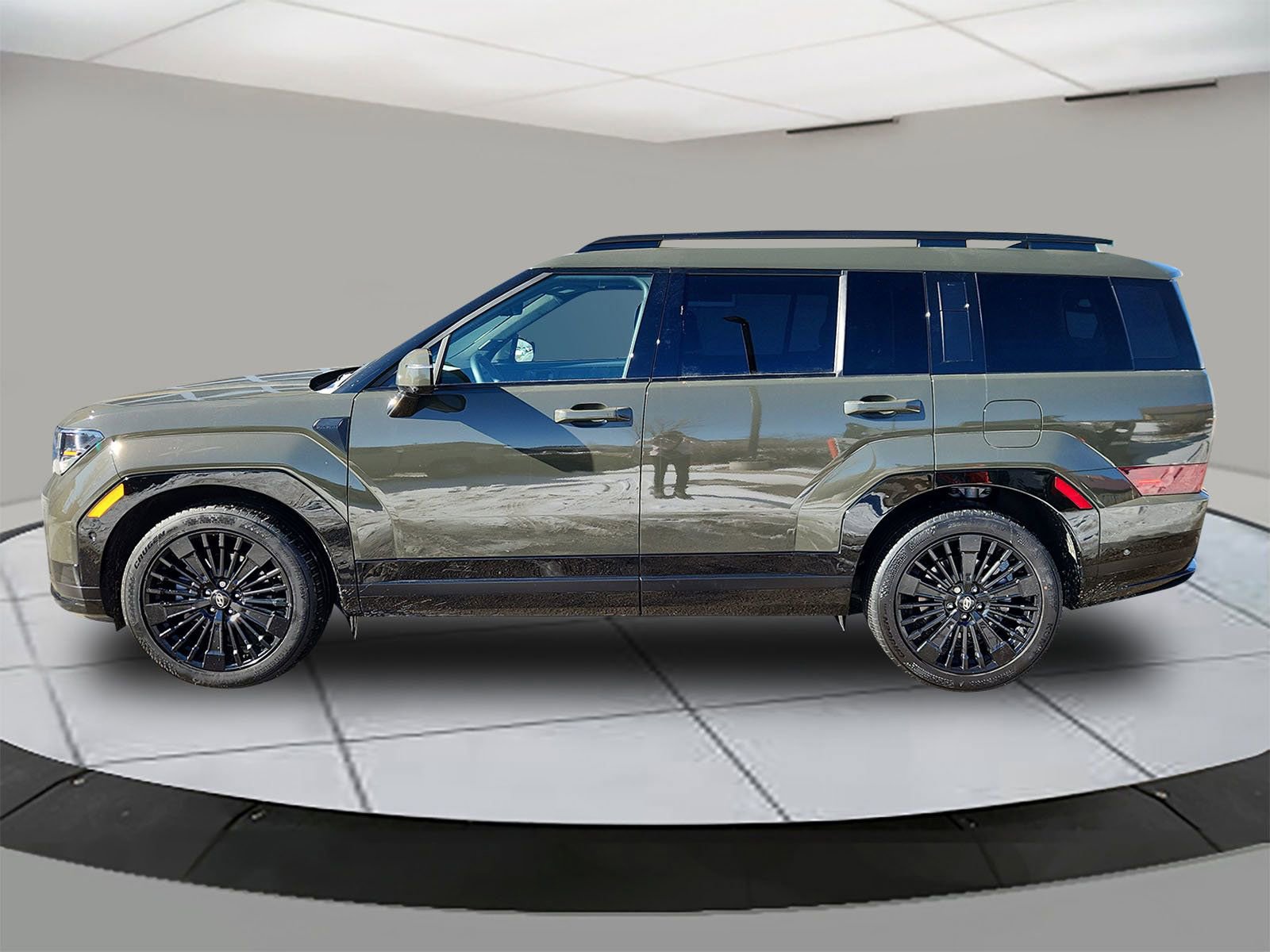 Used 2025 Hyundai Santa Fe Calligraphy image 2