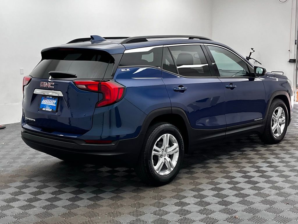 Used 2020 GMC Terrain SLE w/ Driver Convenience Package image 8