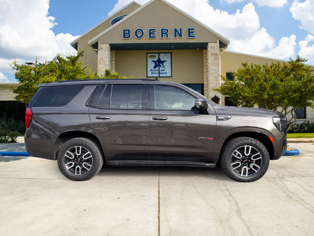 Used 2021 GMC Yukon AT4 w/ Technology Package AWD/4WD image 6